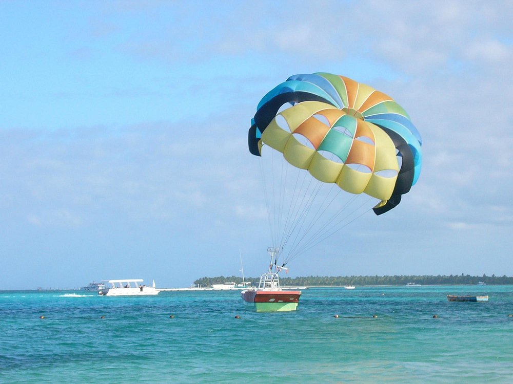 Dominican Republic travel guide featuring water activities